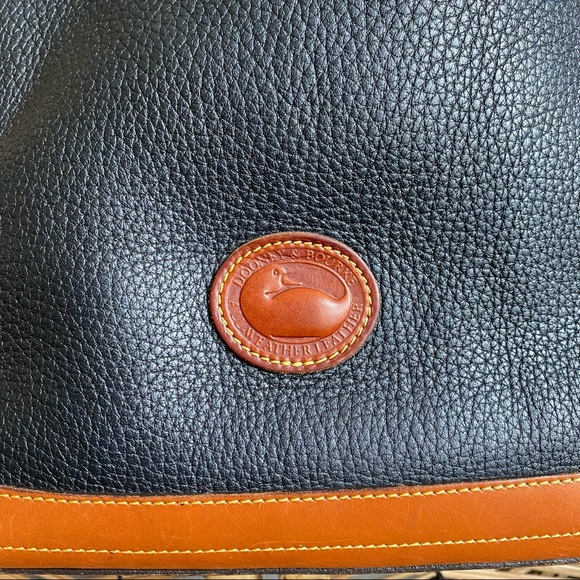 Vintage Dooney & Bourke Purse - Picture 3 of 9